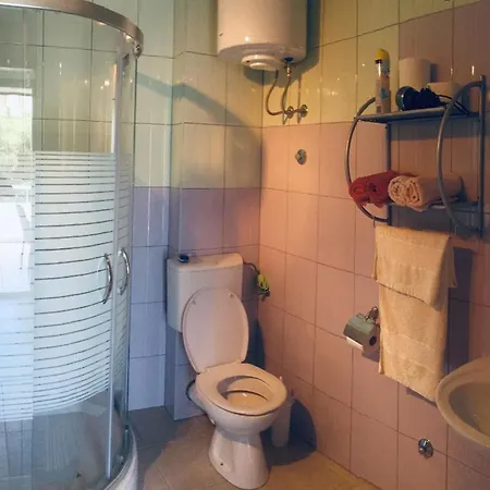 Schoene In Kuciste Mit Privatem Balkon Orebić
